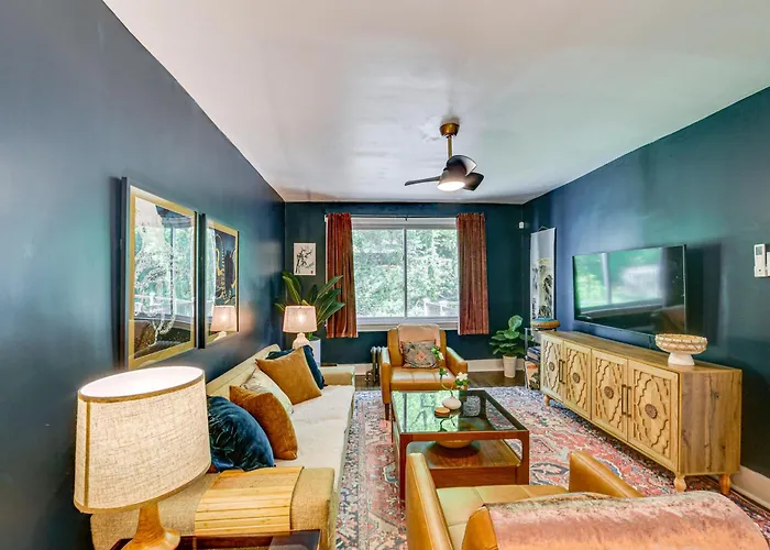 Holiday home Easy Access To Pittsburgh: Urban Retreat W/ Deck *