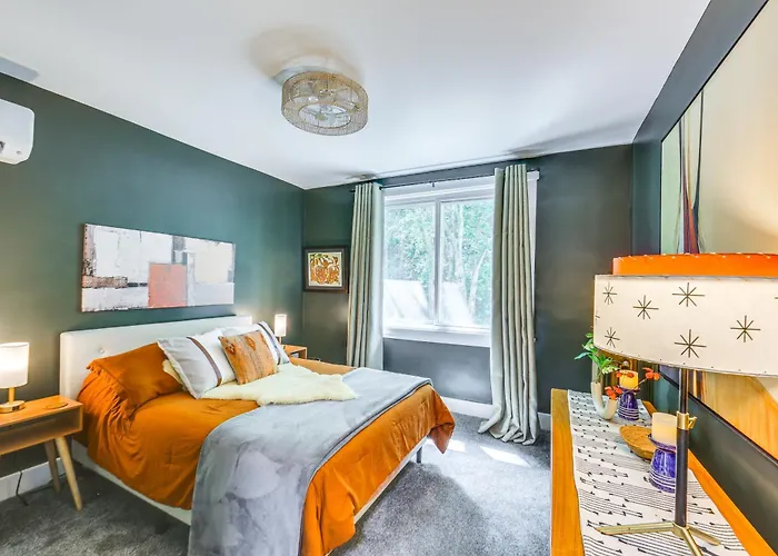Holiday home Easy Access To Pittsburgh: Urban Retreat W/ Deck *