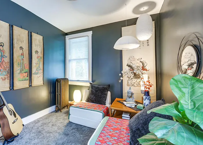 Holiday home Easy Access To Pittsburgh: Urban Retreat W/ Deck Pittsburgh