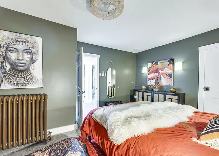 Holiday home Easy Access To Pittsburgh: Urban Retreat W/ Deck